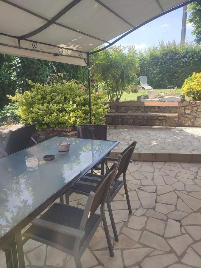 Gite La Petite Longere Septfonds Esterno foto