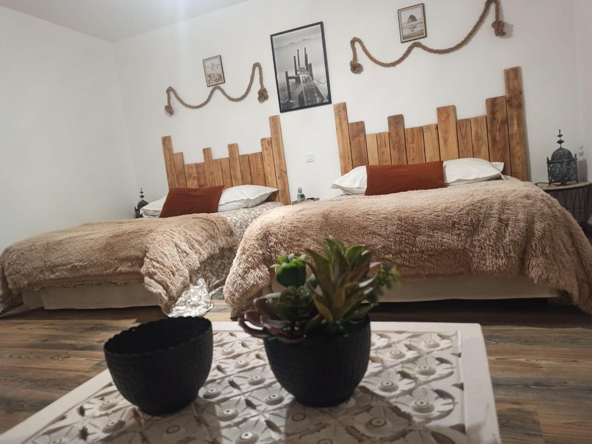Gite La Petite Longere Septfonds Esterno foto
