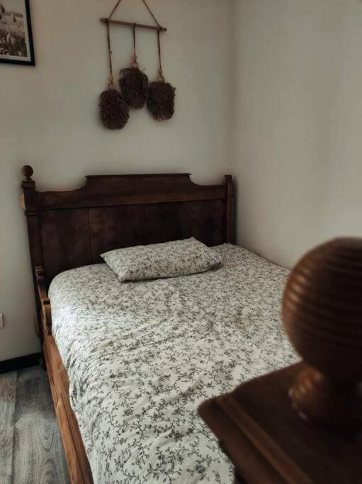 Gite La Petite Longere Septfonds Esterno foto